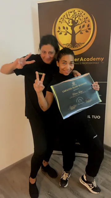 Consegna del diploma a fine corso