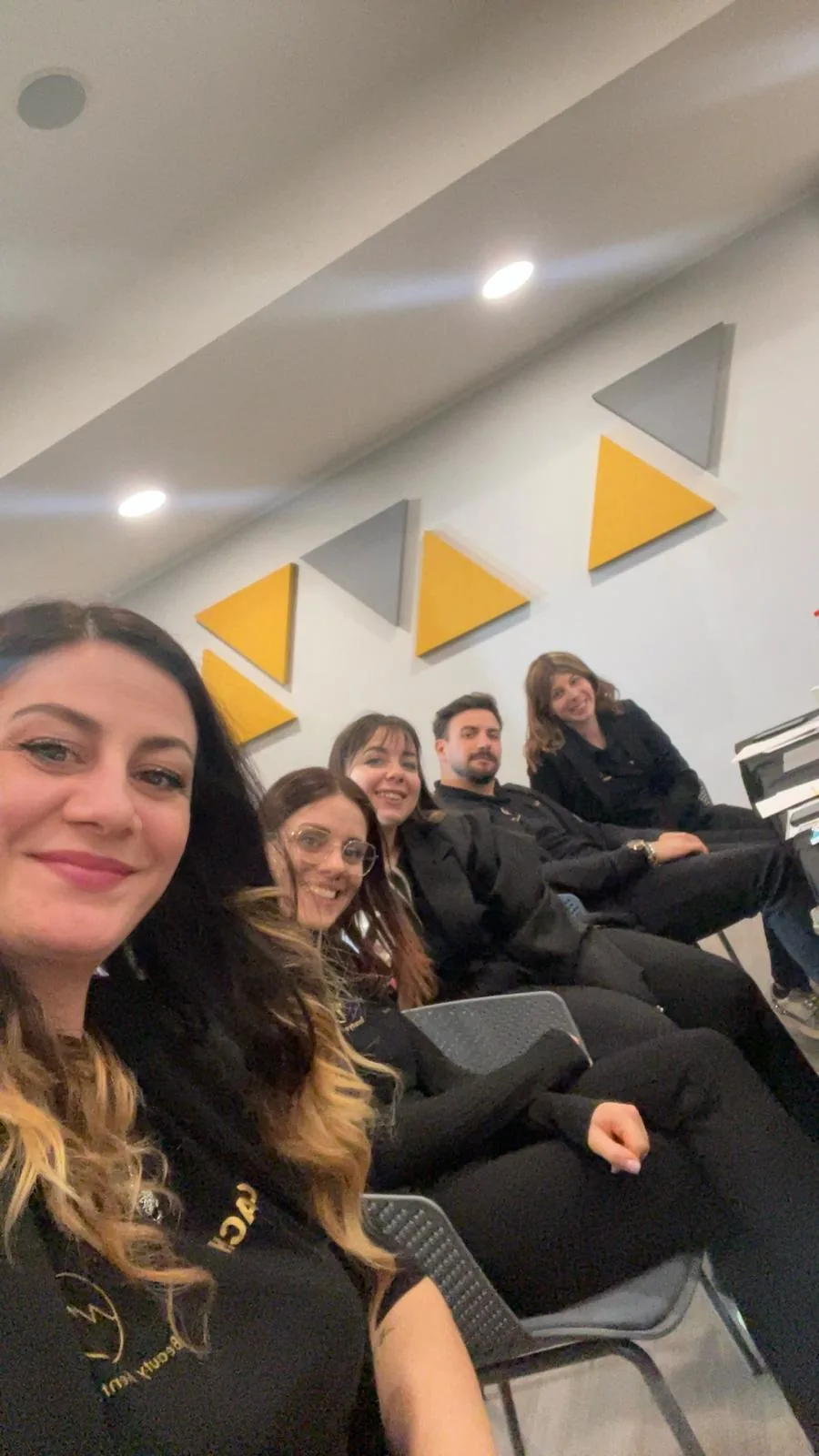 Il team Beauty Mentoring in aula